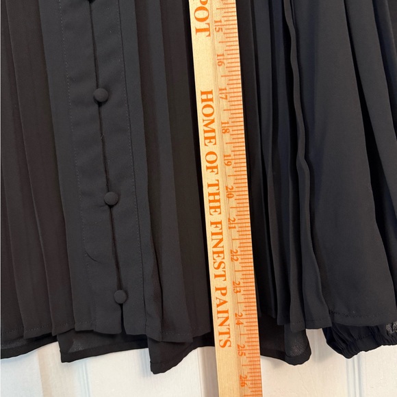 Nine West Black Pleated Blouse - Picture 5 of 8